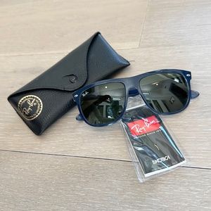 RAY-BAN Navy Blue Boyfriend Unisex Sunglasses RB4147